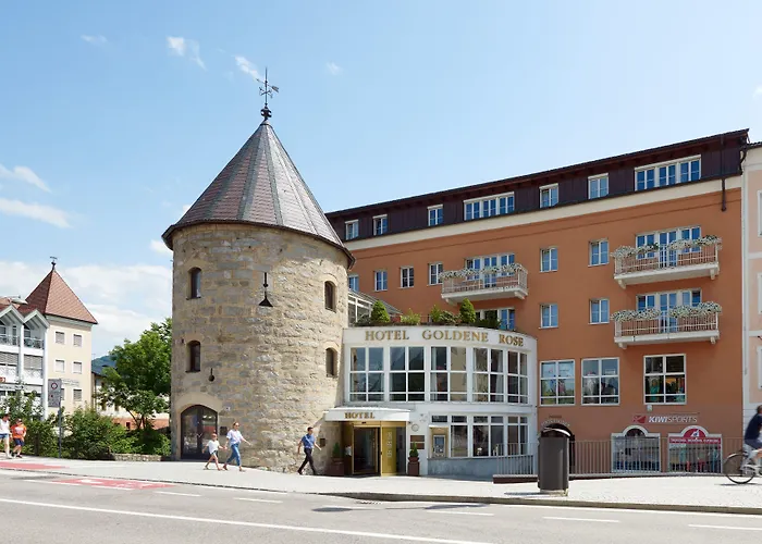 Hotel Goldene Rose Brunico